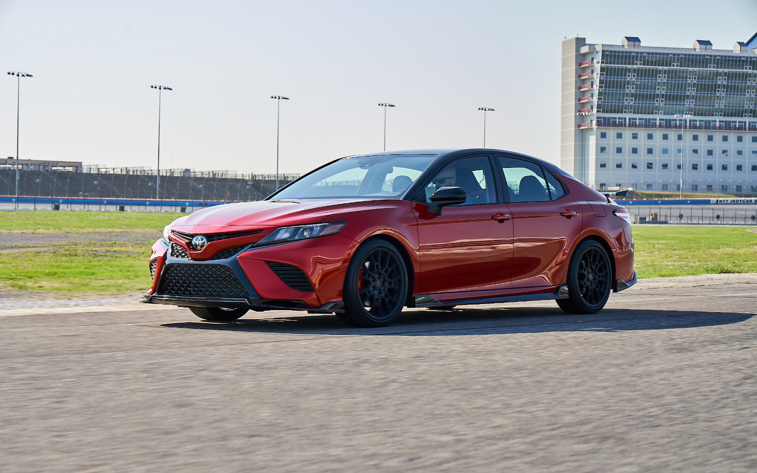 Toyota Camry TRD 2020 SUV Drive
